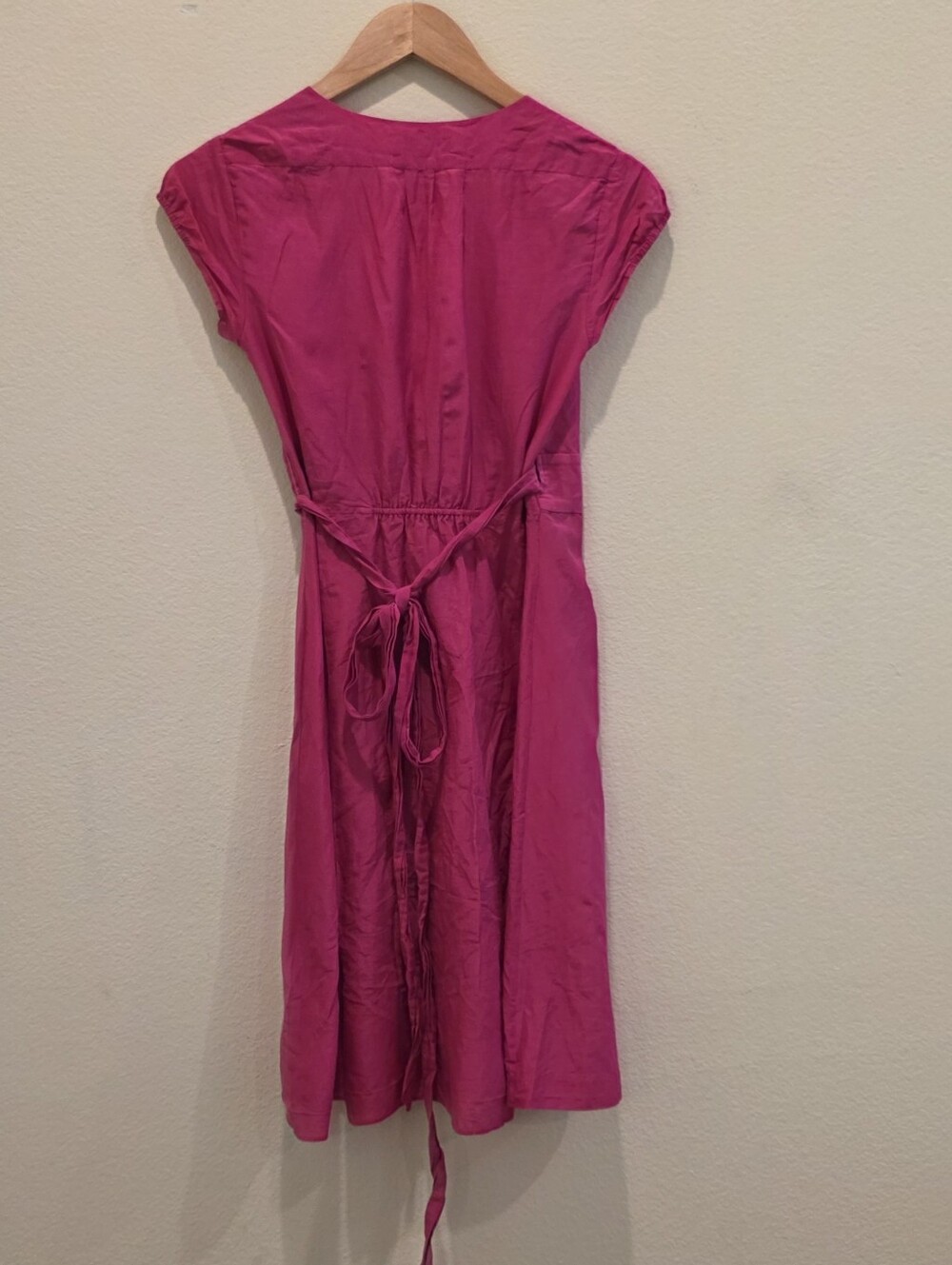 Banana Republic Silk Fuchsia wrap dress V-neck Cap-sleeve minimalist euro summer - Picture 6 of 10